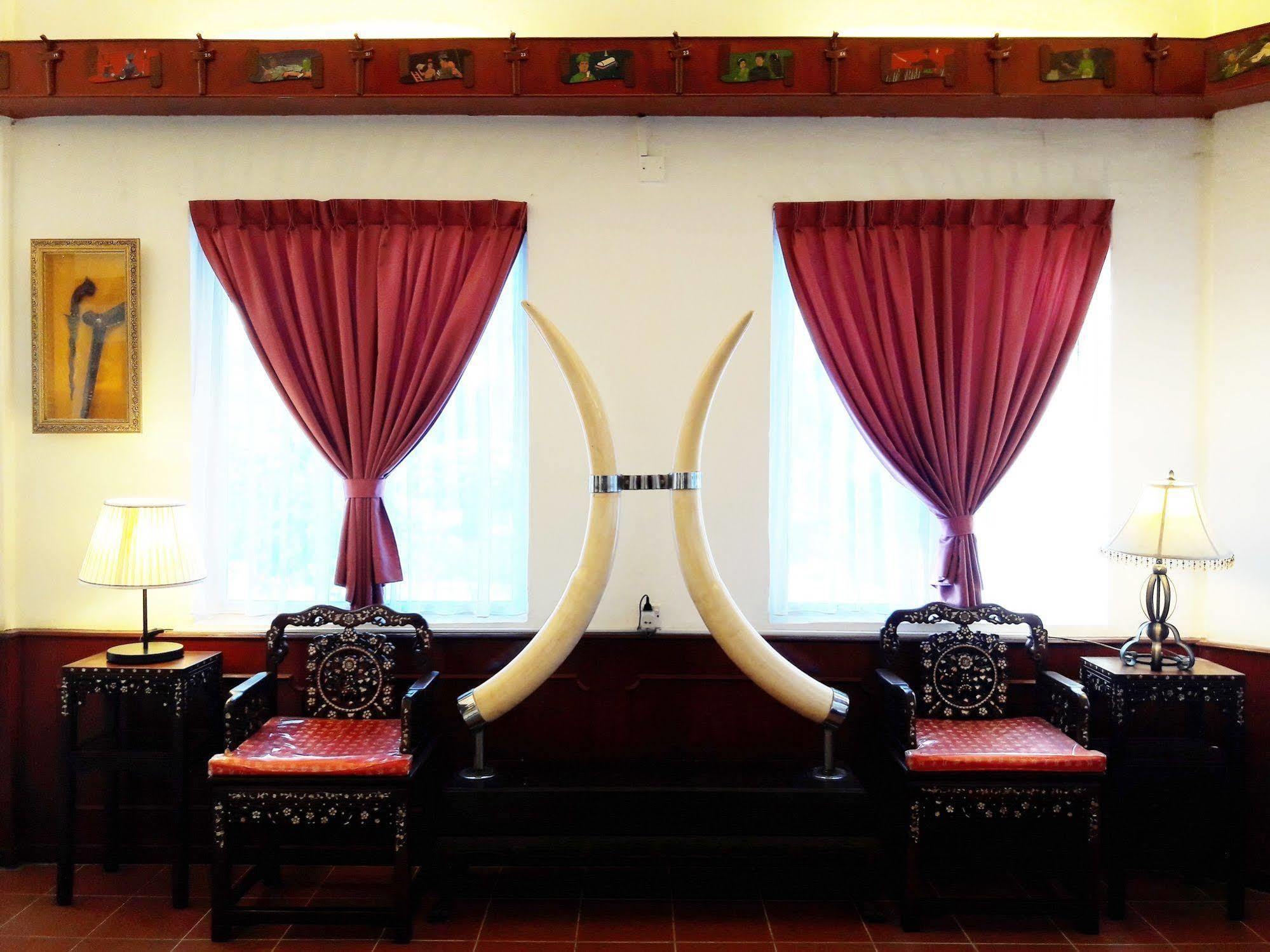 Shah'S Beach Resort Melaka Luaran gambar