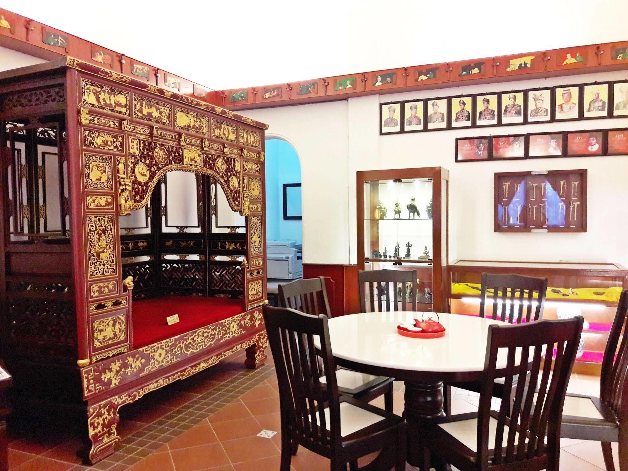 Shah'S Beach Resort Melaka Luaran gambar